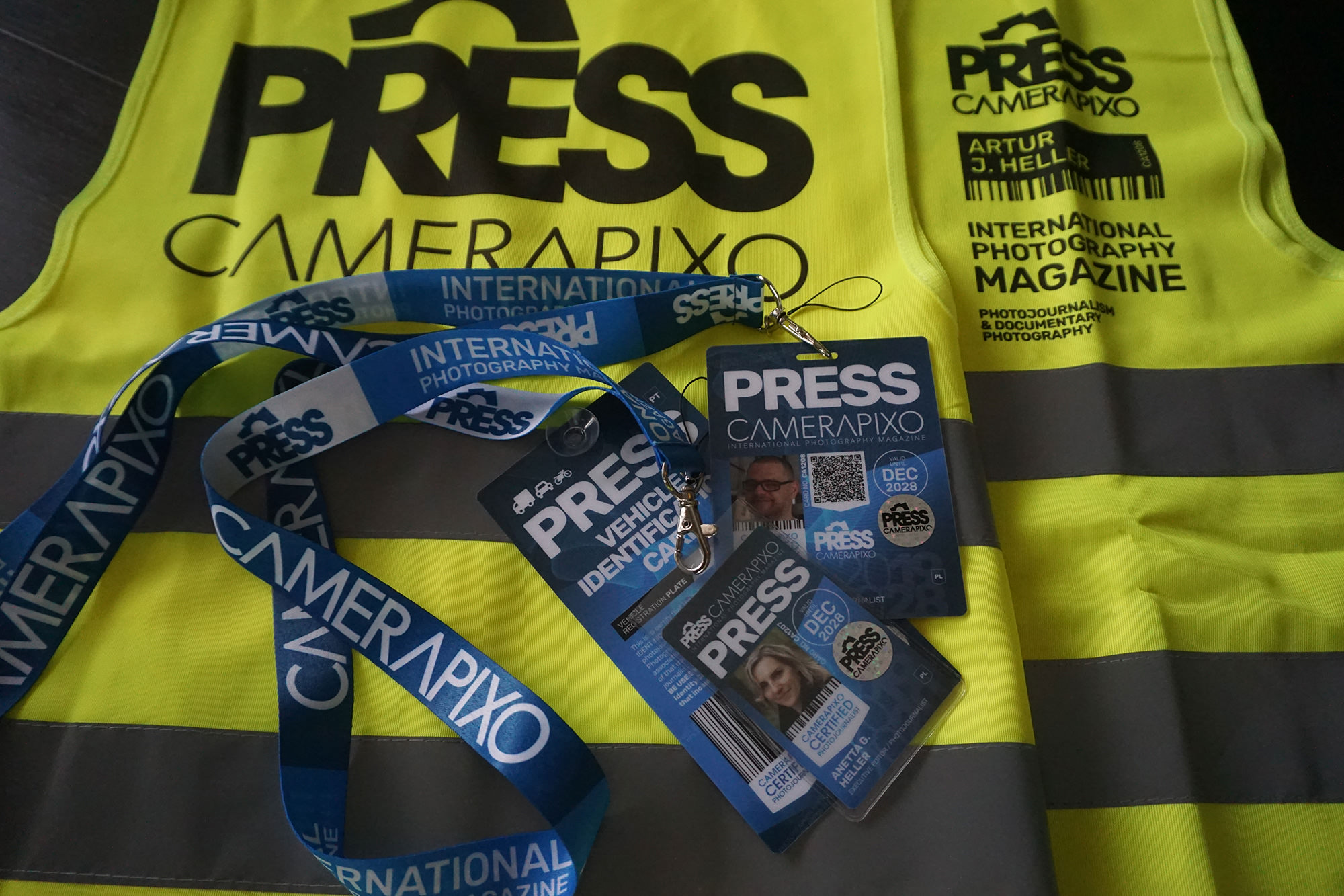 press card with press yellow vest media and press credentials