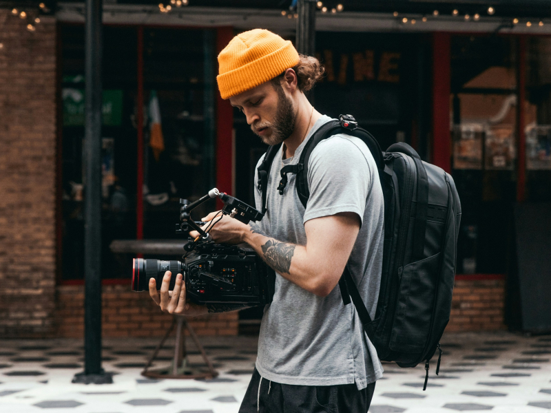 How to become photojournalist